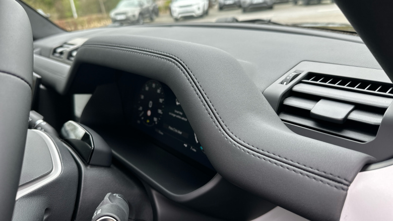 Land Rover Defender 3.0 D350 X-Dynamic SE 110 5dr Auto Diesel Estate